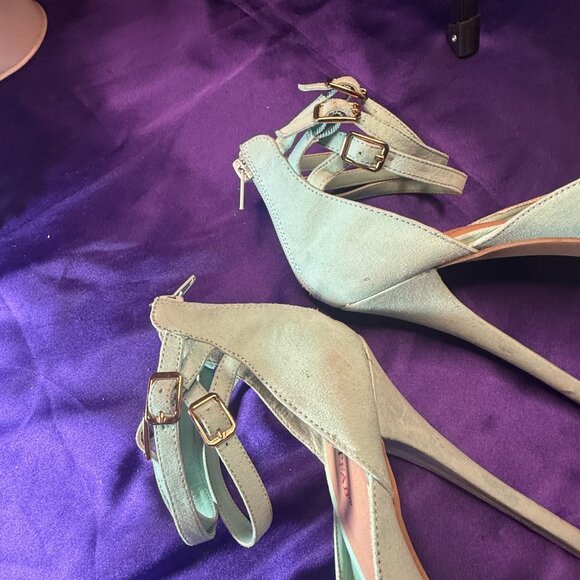 πJustFab Mint Green/ Gold  6" High Heel Pumps Open Toe & Ankle Straps Platform - Picture 13 of 16